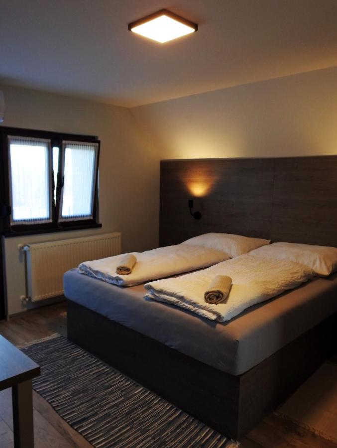 Kukorica Csarda Apartman 2 Balatonujlak ภายนอก รูปภาพ