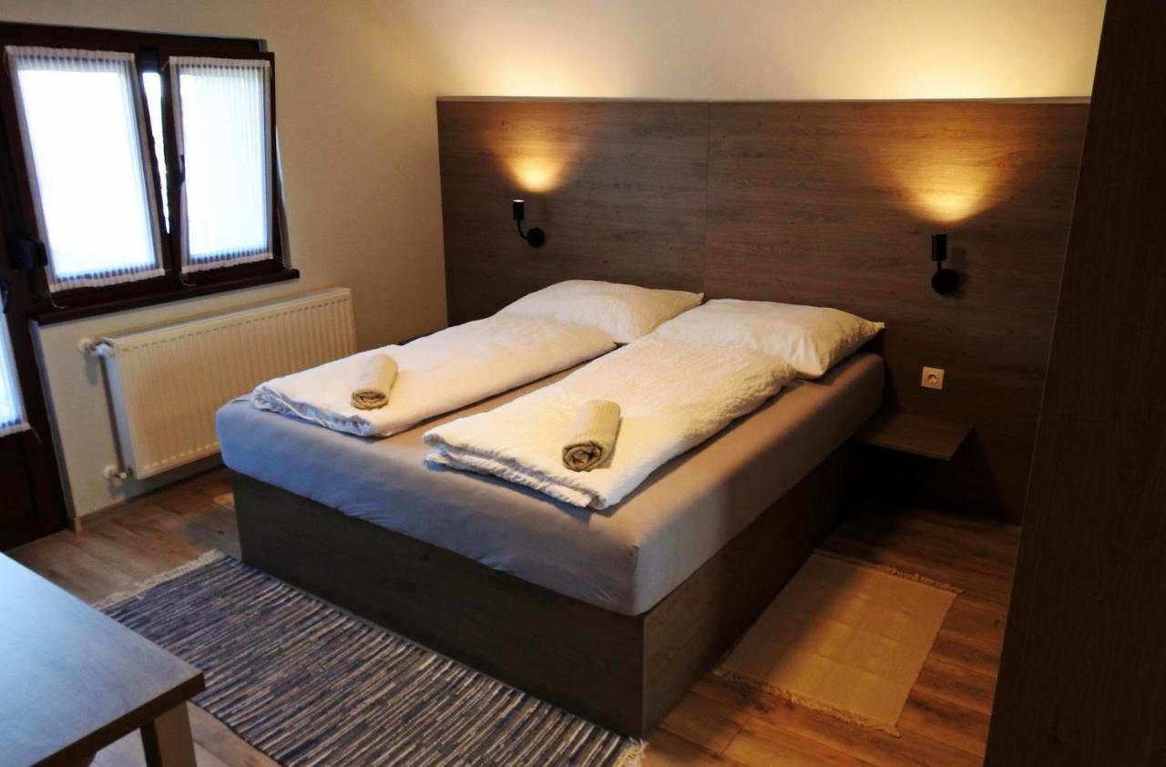 Kukorica Csarda Apartman 2 Balatonujlak ภายนอก รูปภาพ