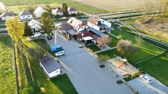 Kukorica Csarda Apartman 2 Balatonujlak ภายนอก รูปภาพ